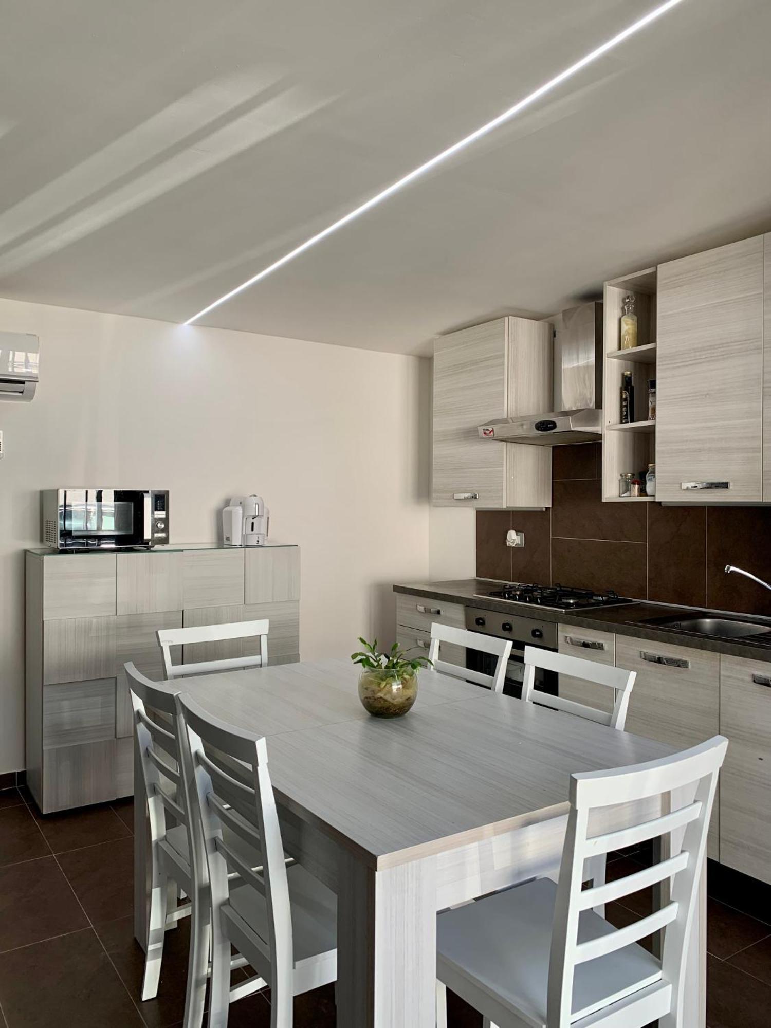 Holiday House Βίλα Παλέρμο Εξωτερικό φωτογραφία